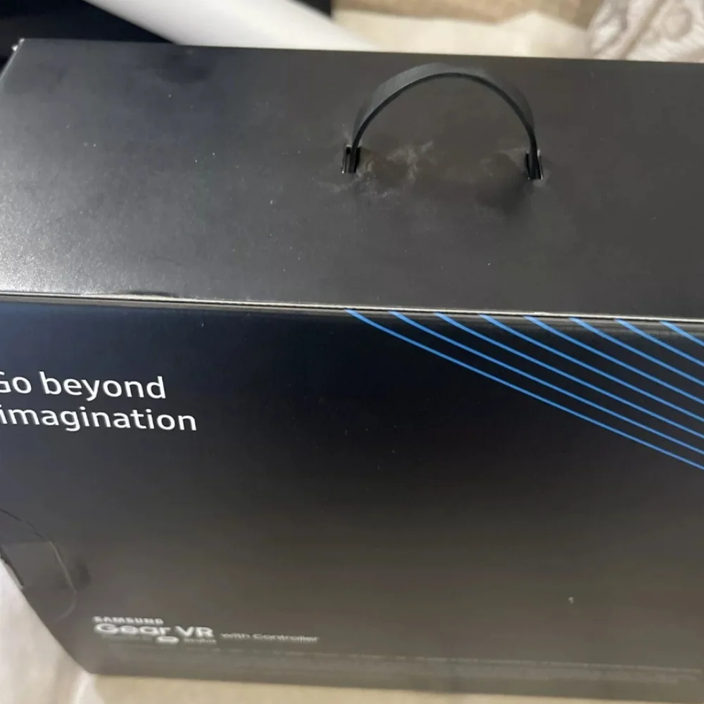 SAMSUNG Gear VR with Controller OPEN BOX